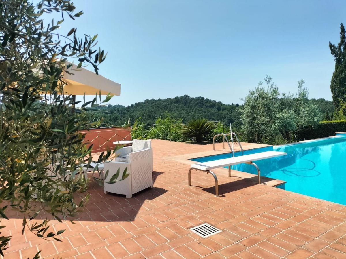 Gervasella Villa Понтедера Екстериор снимка
